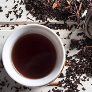 آیا نوشیدن چای سیاه به کاهش وزن کمک می‌کند؟